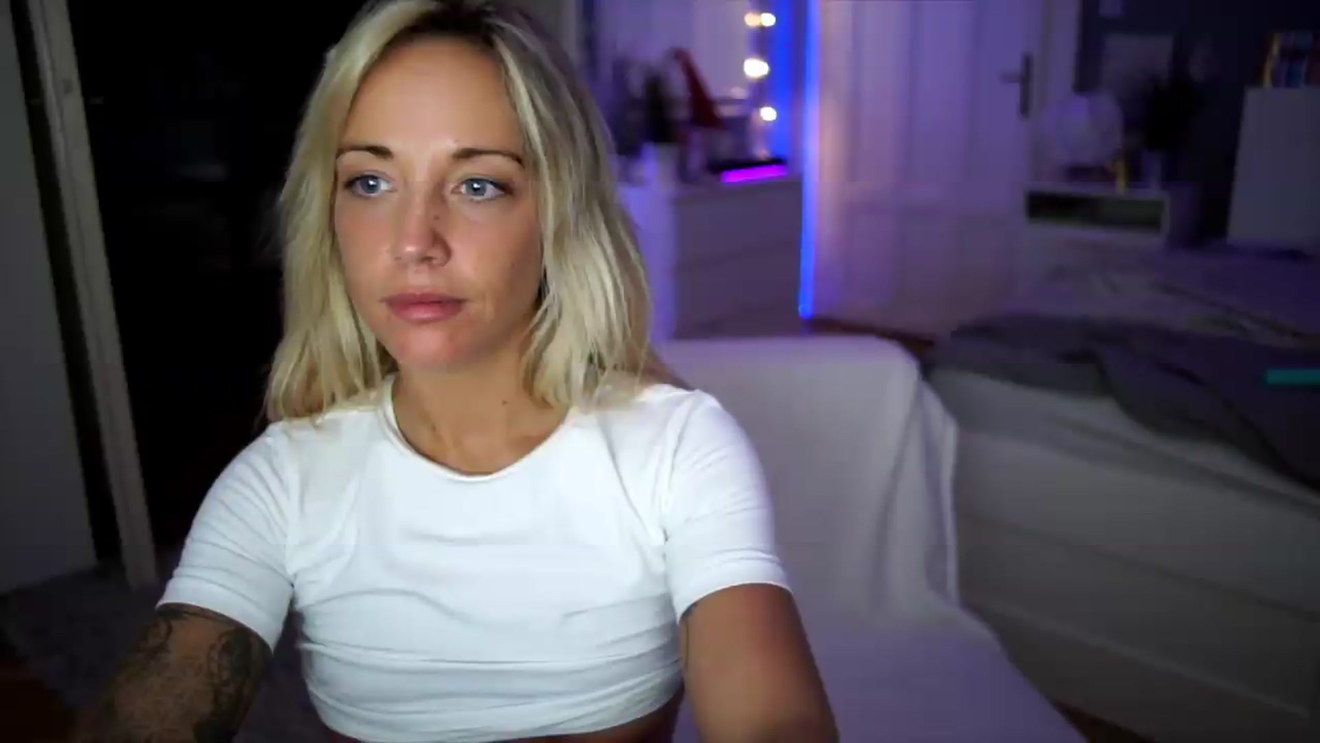 Hotangelalli video thumbnail
