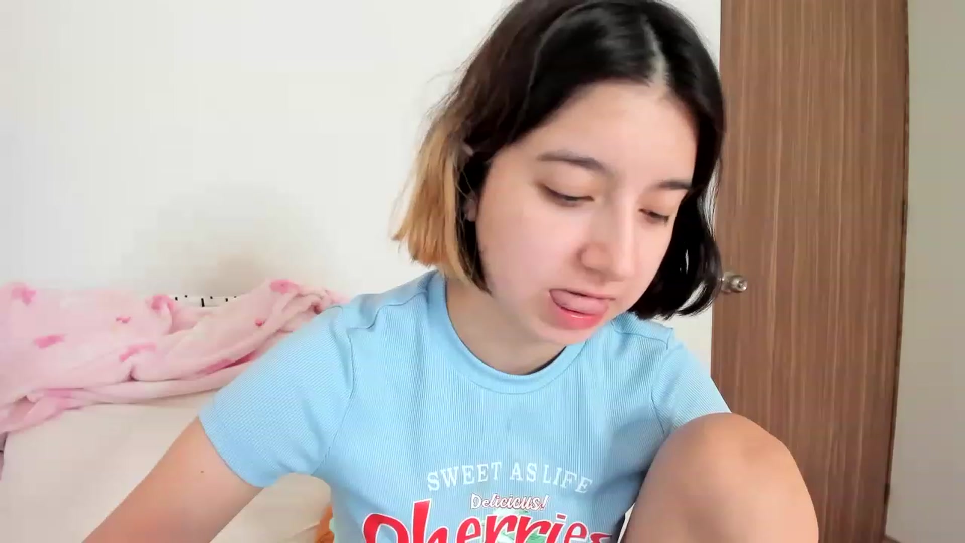 Cherrycute666 video thumbnail