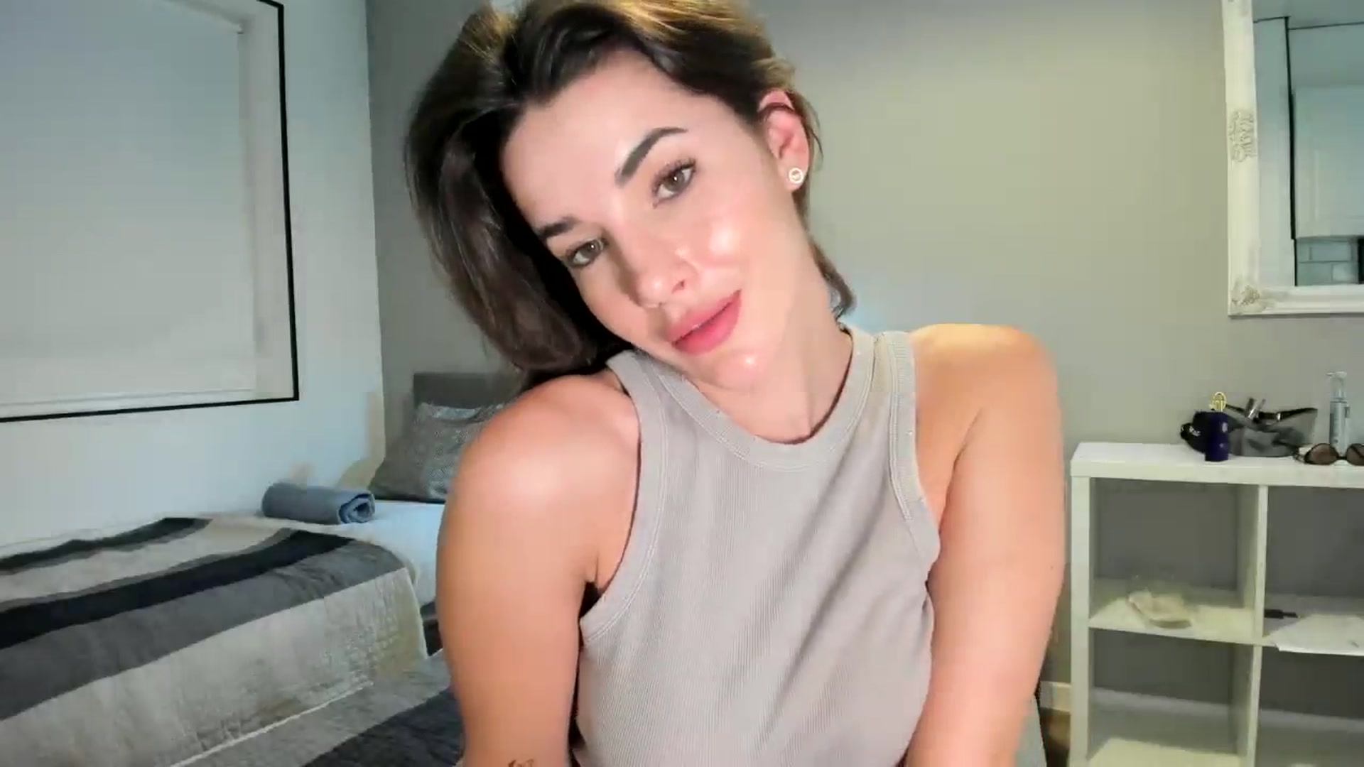 EliinaGreen video thumbnail