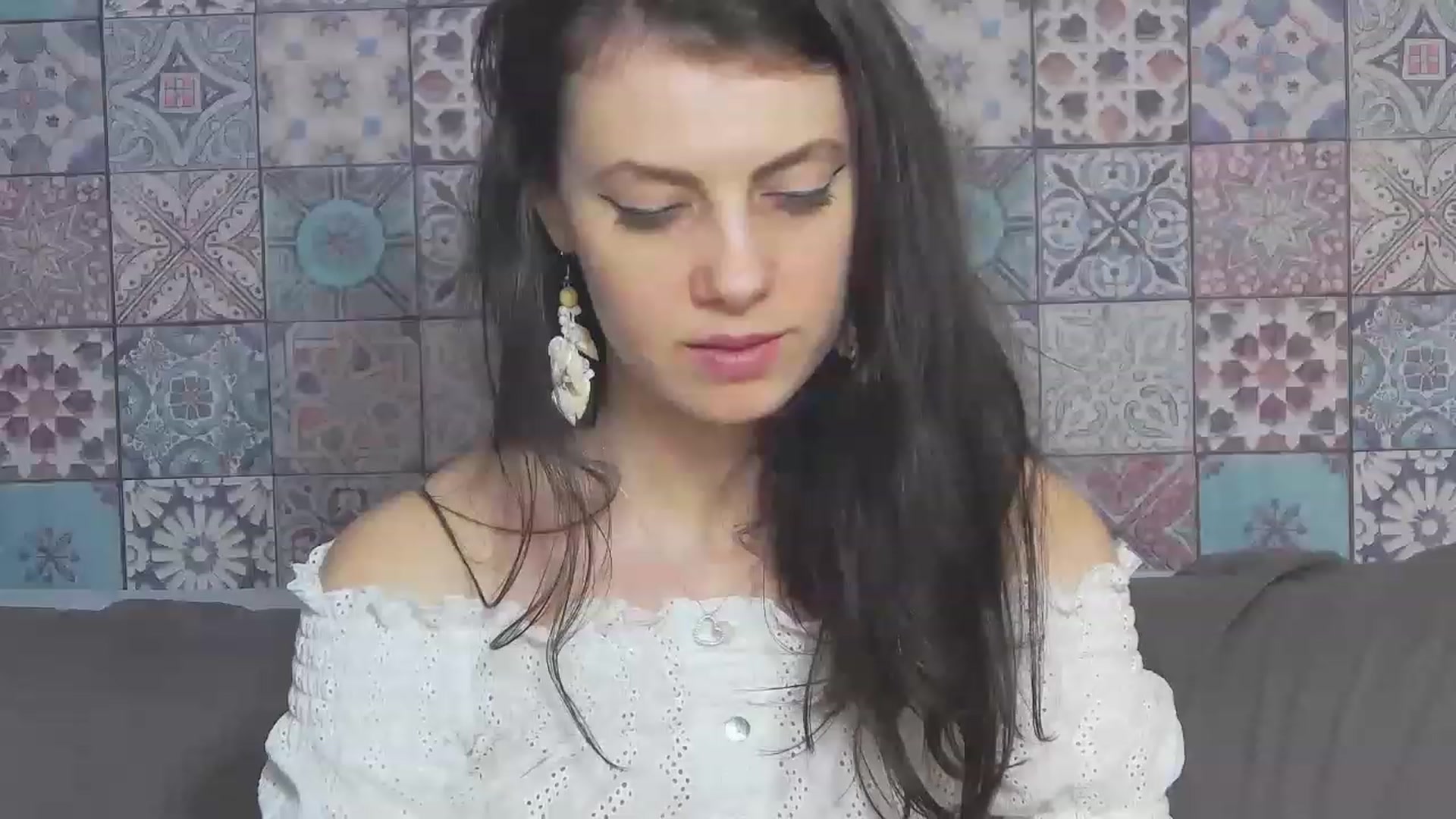 MissAracely video thumbnail