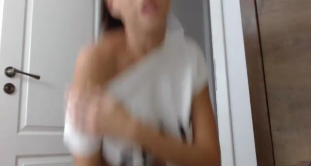 AnaGee video thumbnail
