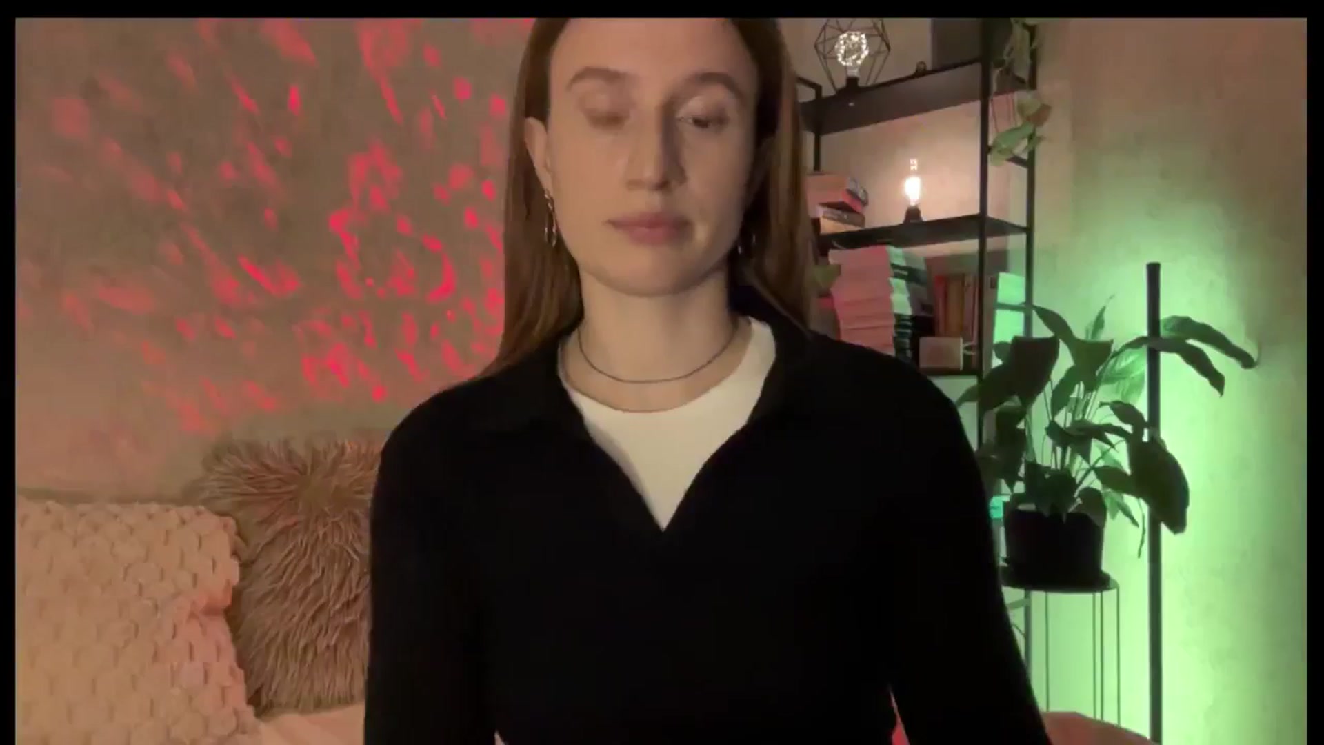 LovelyBvnny video thumbnail