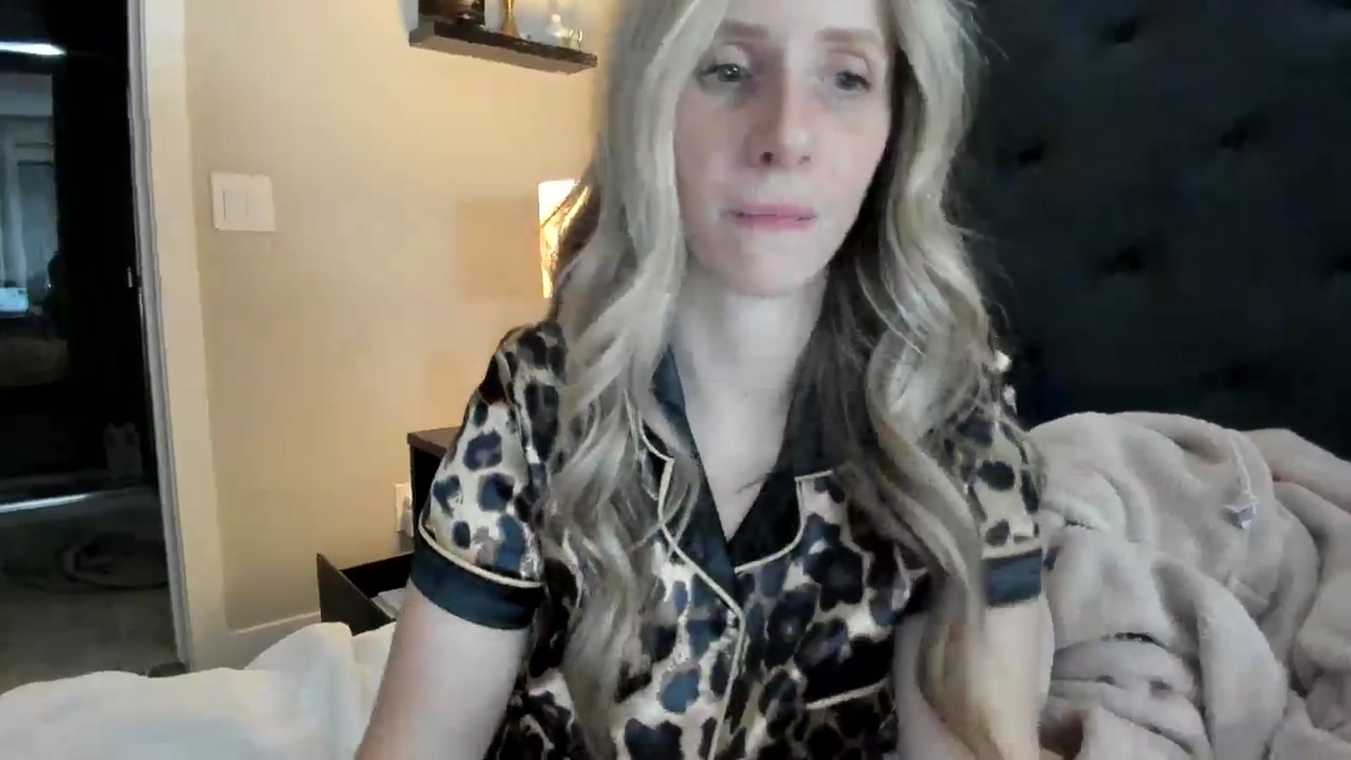 Lucylux1 video thumbnail
