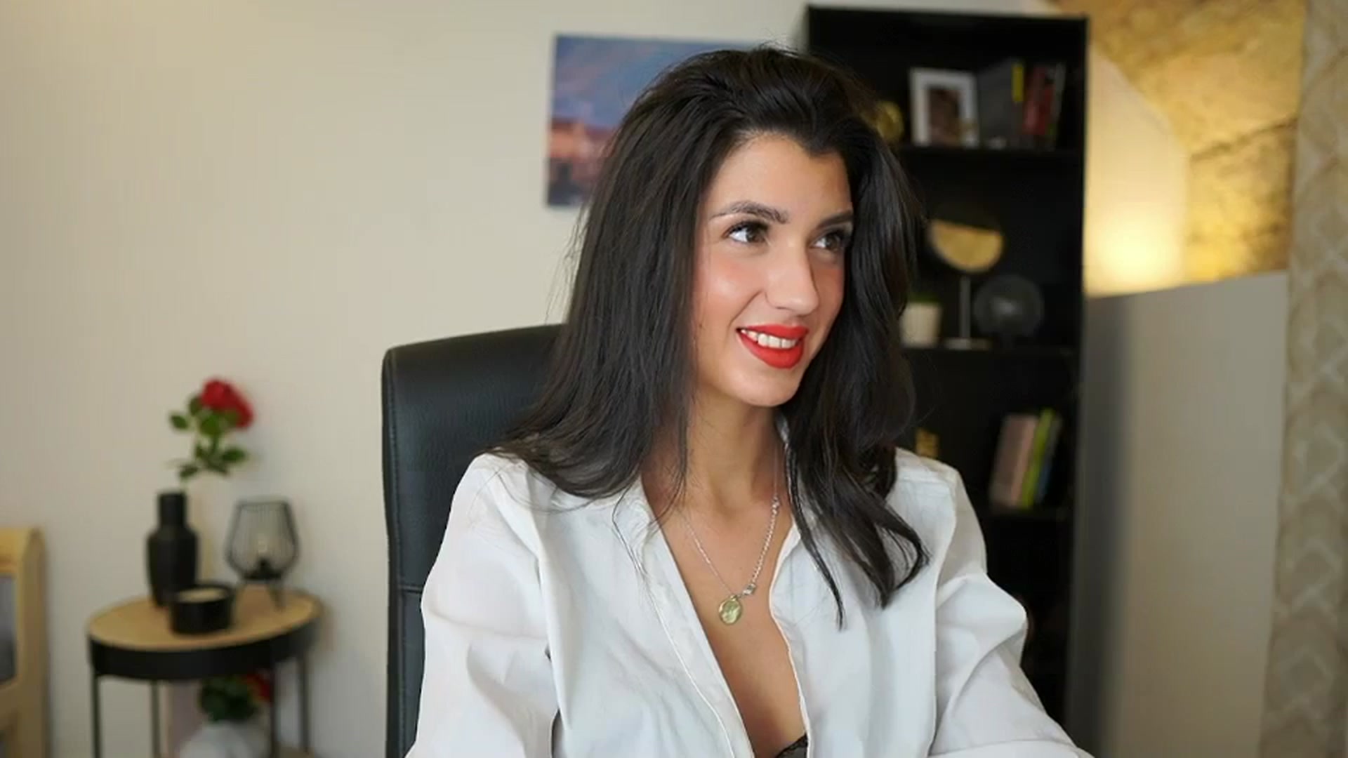 Julia_Roca video thumbnail