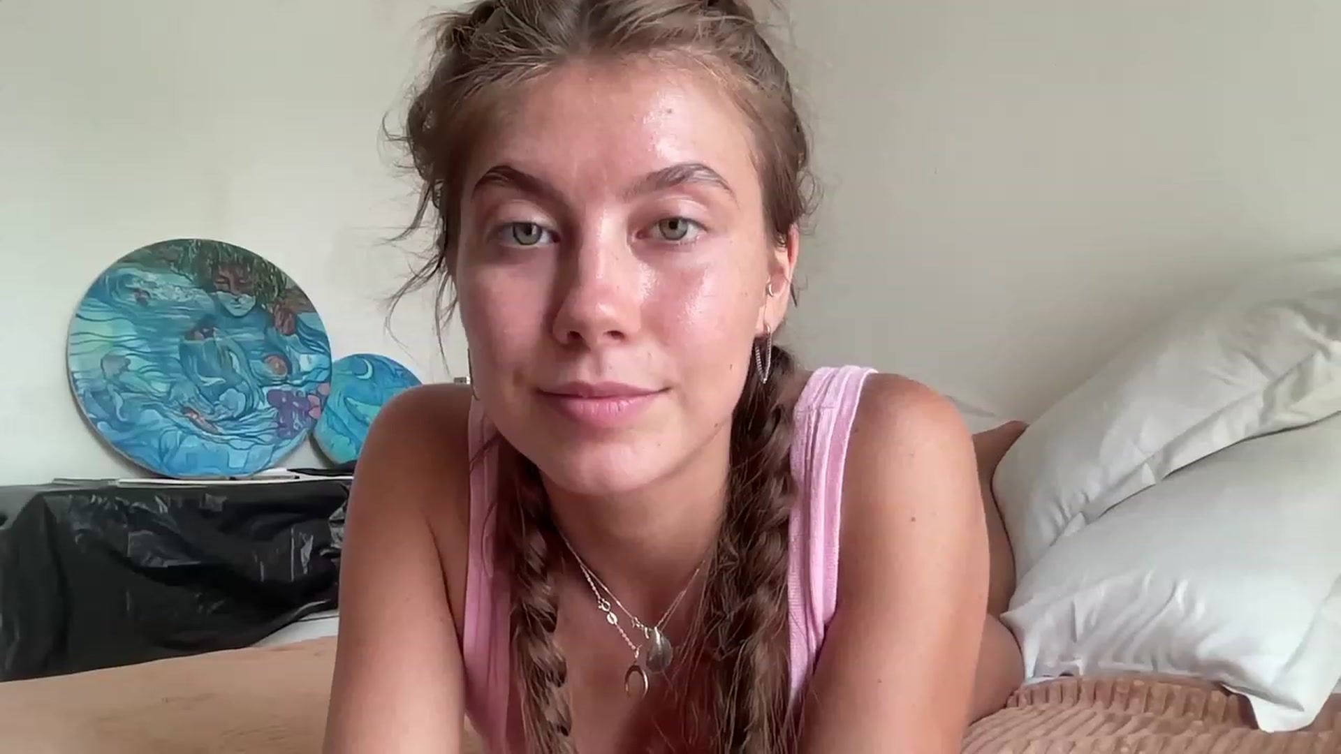 HotUAJasNews video thumbnail