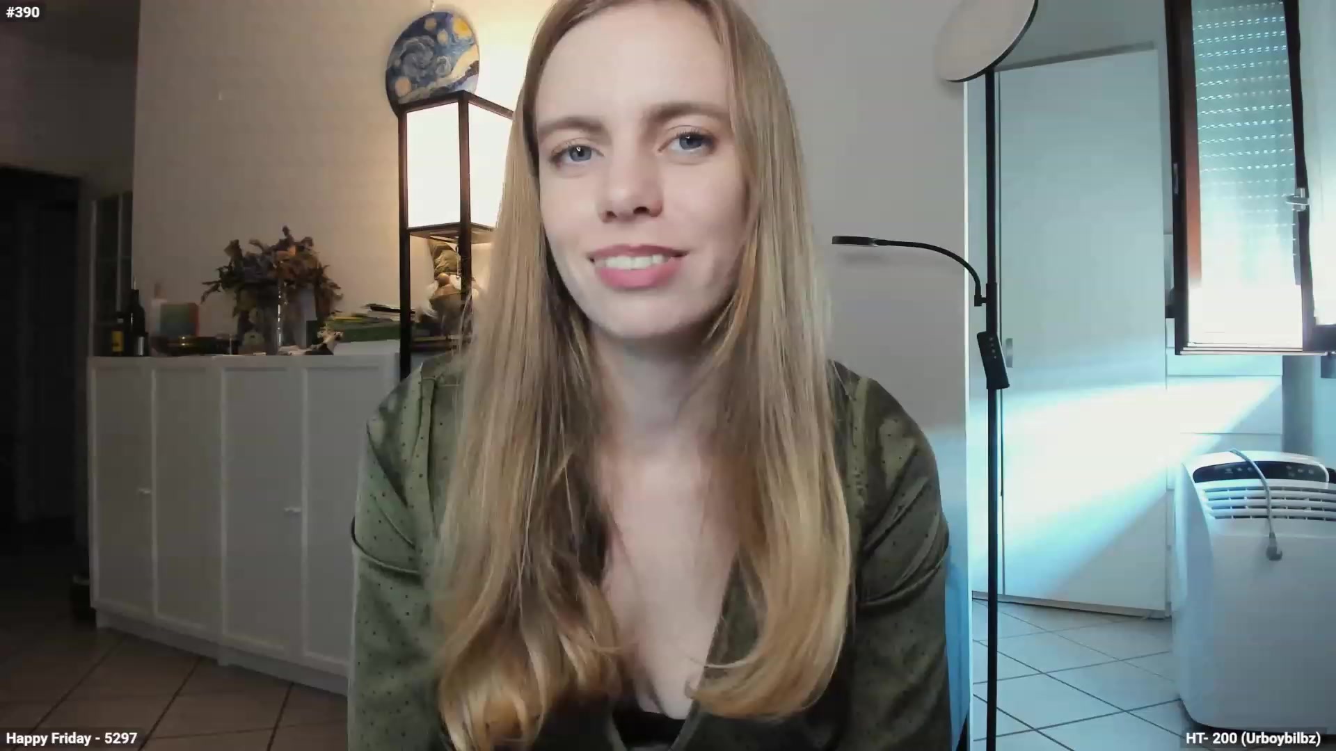 Personage video thumbnail