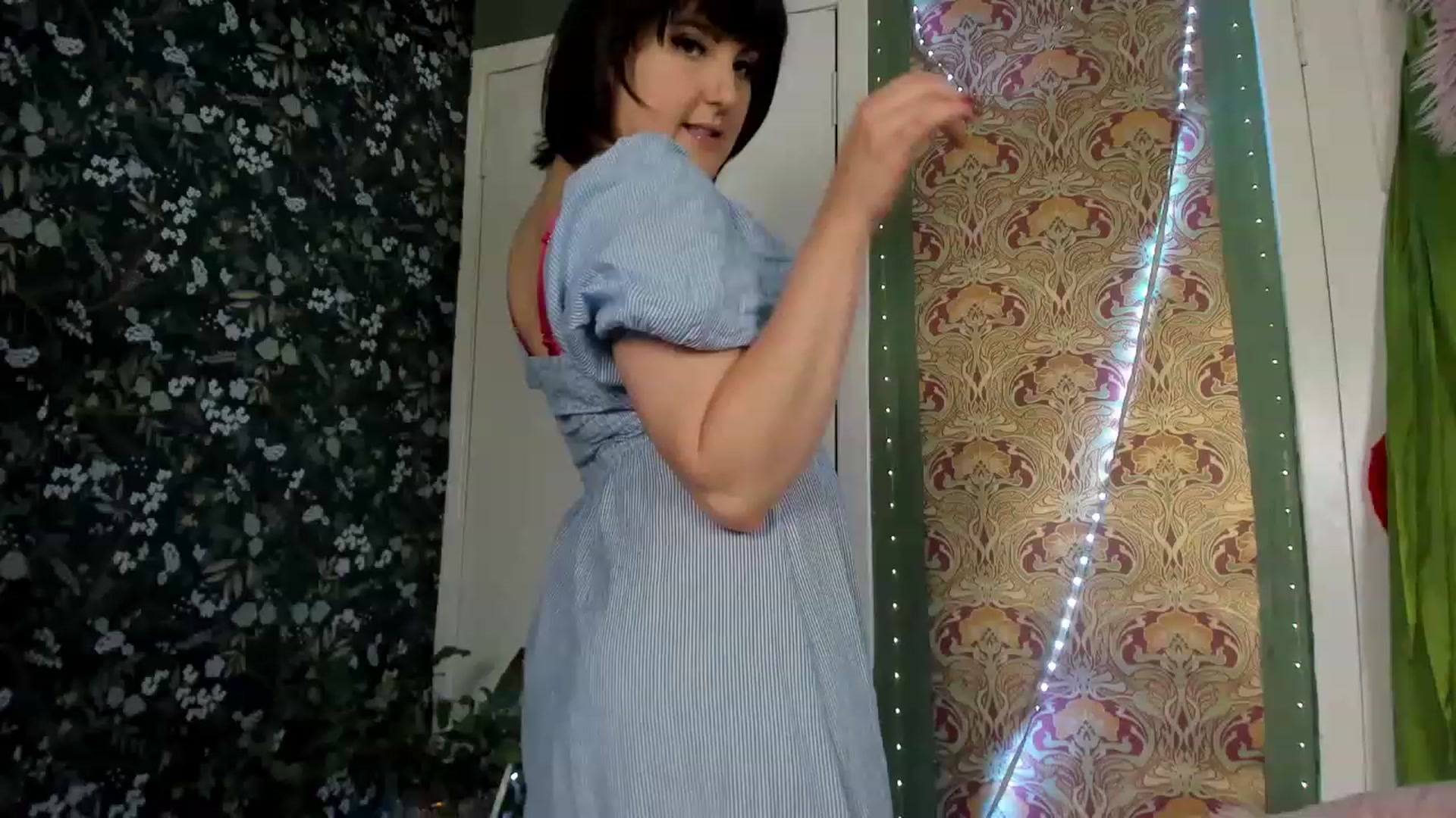 MissMimiRose video thumbnail