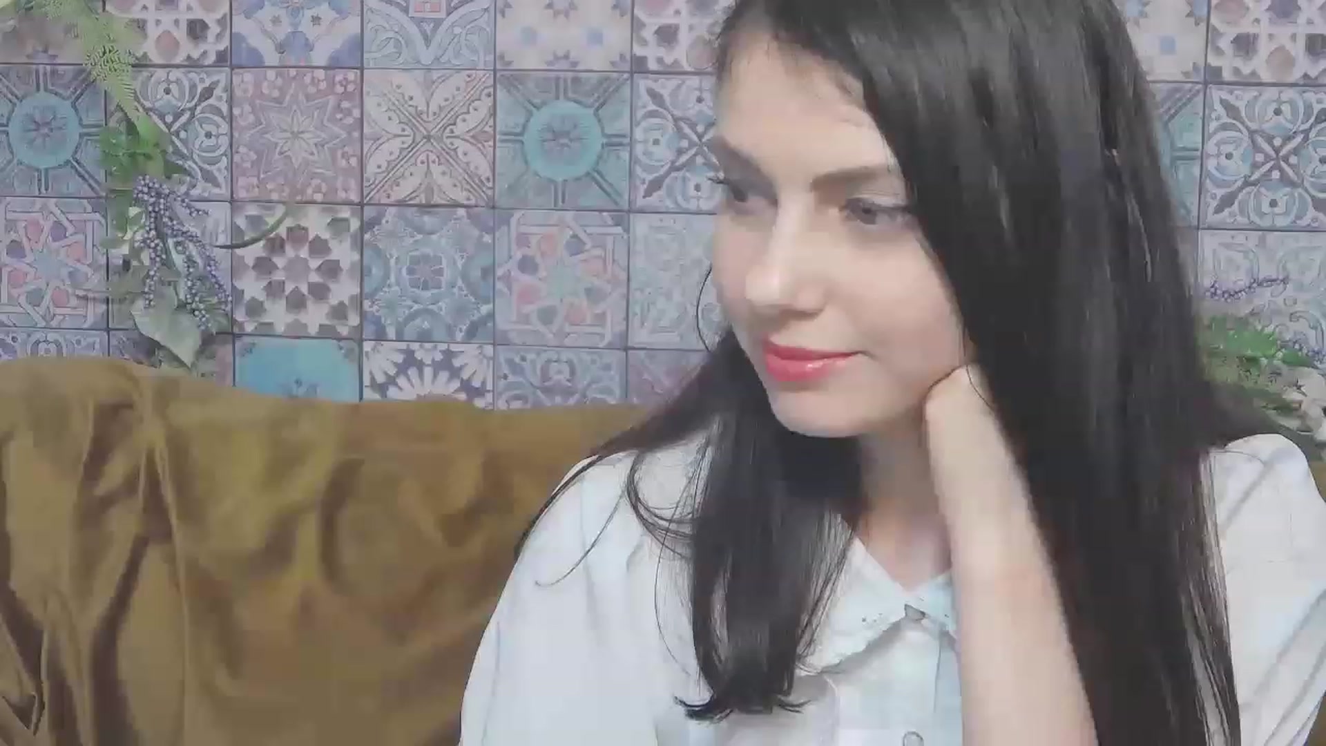 MissAracely video thumbnail