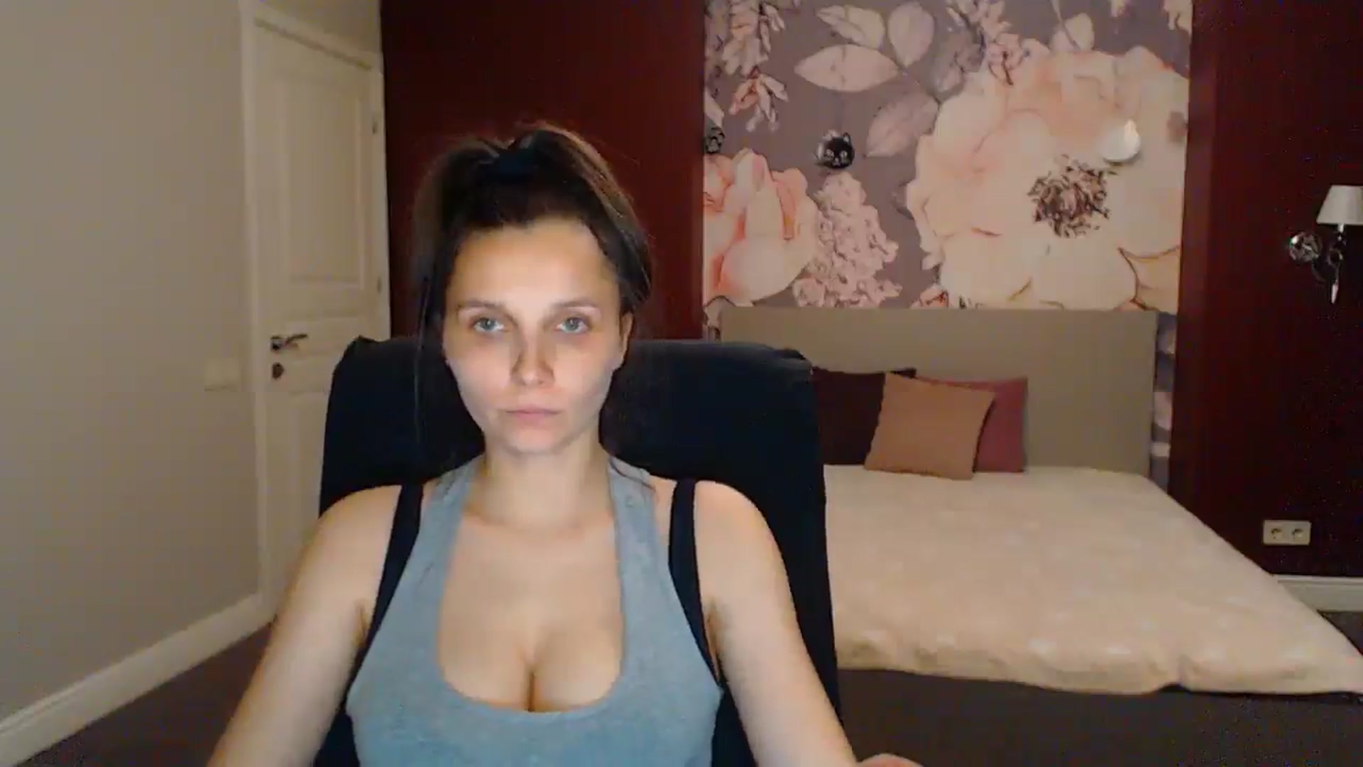 Karina_Mils video thumbnail