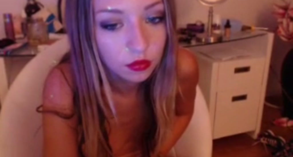 AnaFoxx video thumbnail