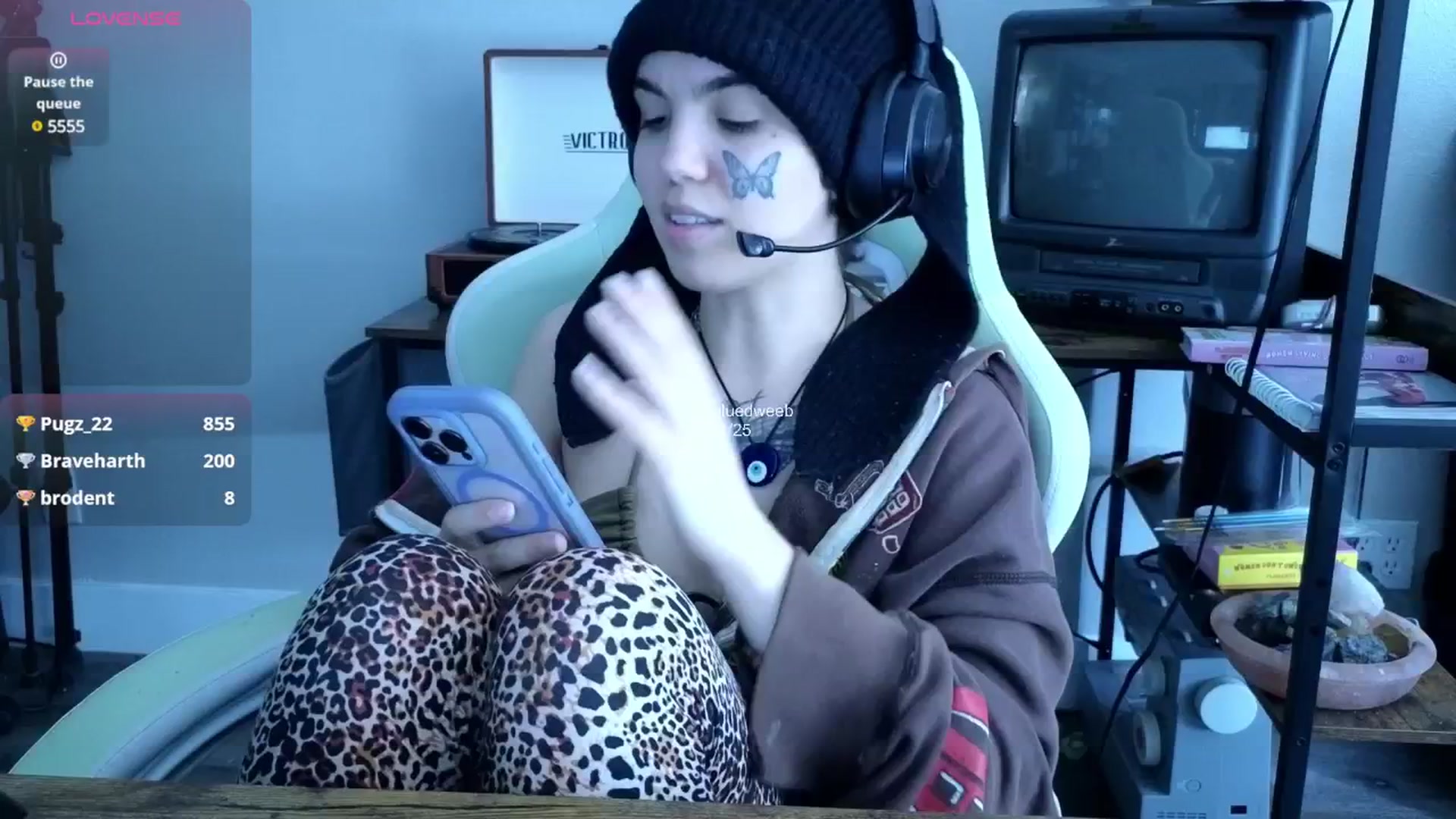 Bluedweeb video thumbnail