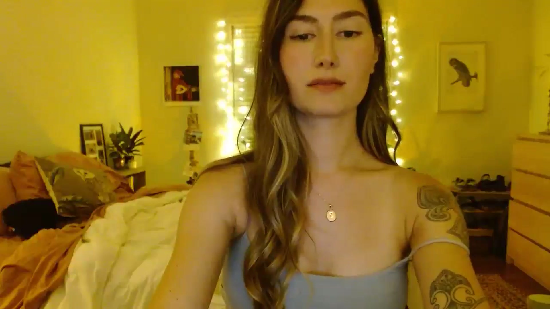 honey28 video thumbnail