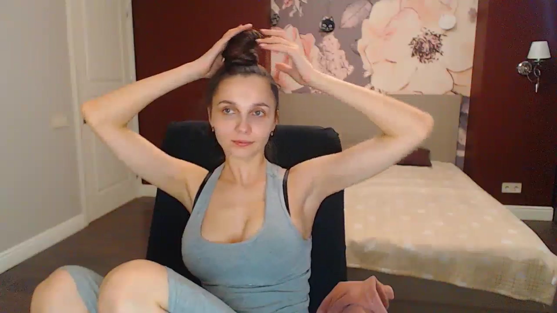 Karina_Mils video thumbnail
