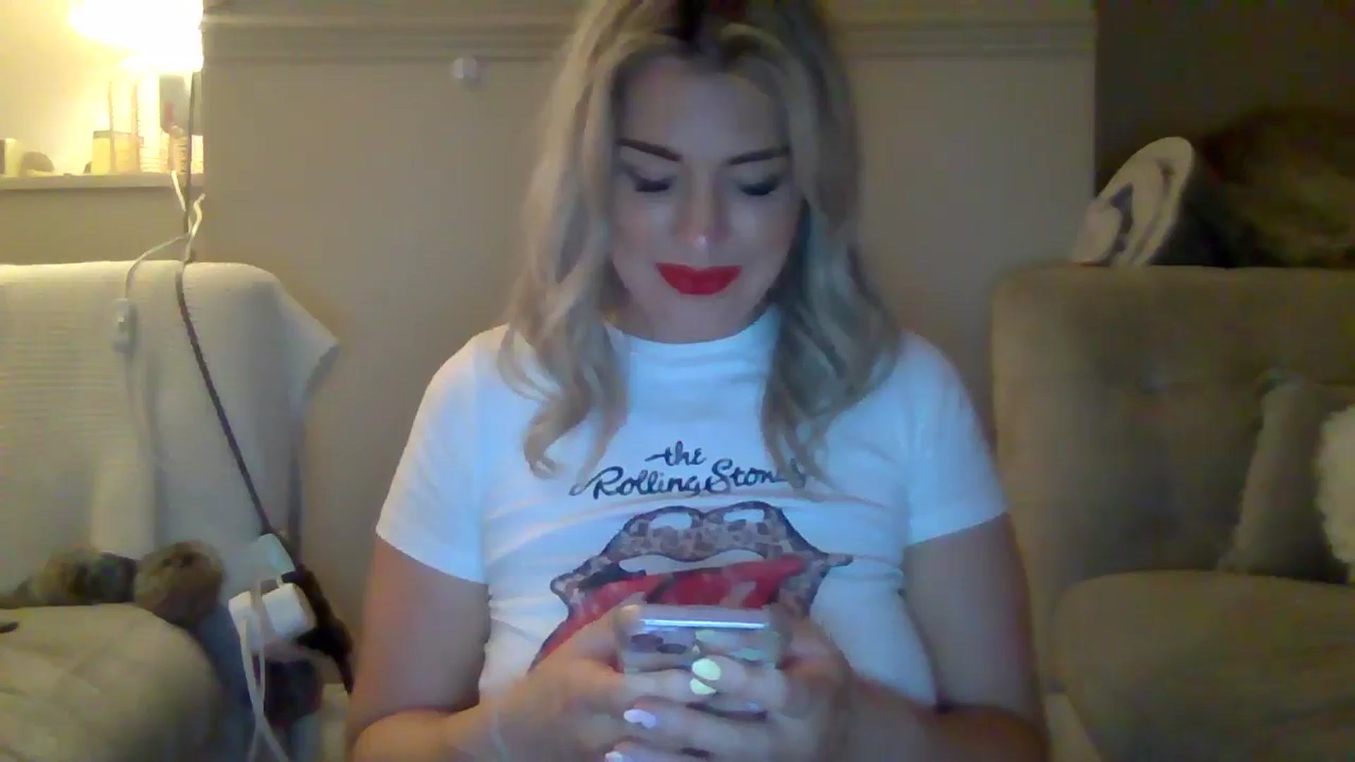 Roxy_Reveals video thumbnail