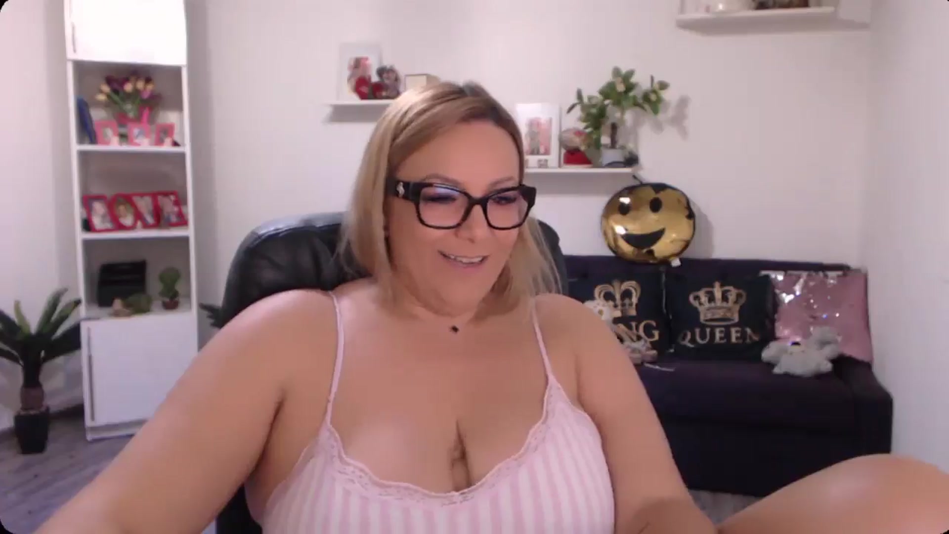 A_baby_Boo video thumbnail