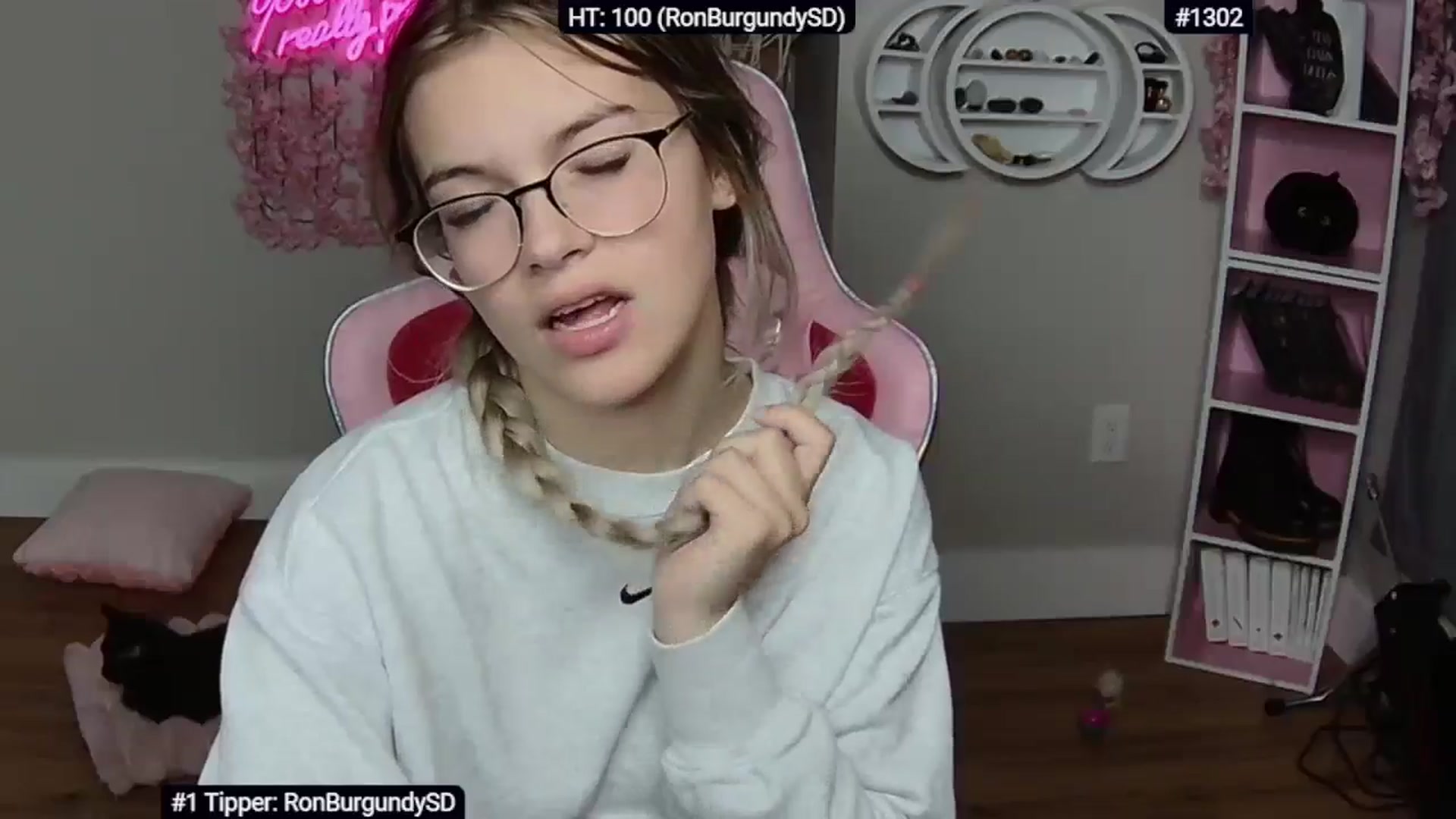 Sarahsweets18 video thumbnail