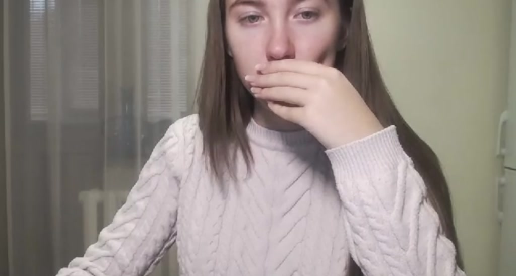 Ellie_18_ video thumbnail