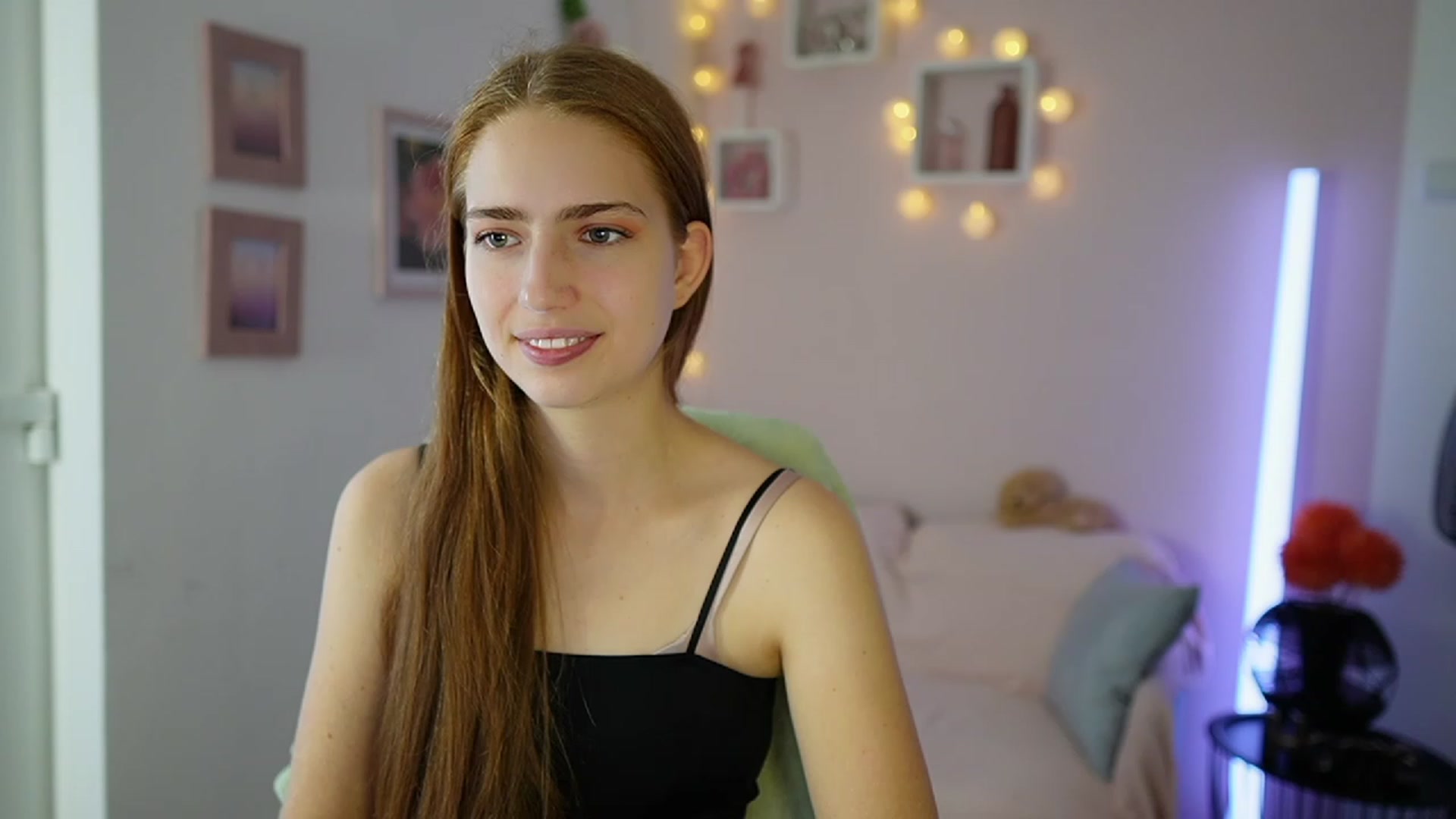 Naomi_Woods18 video thumbnail
