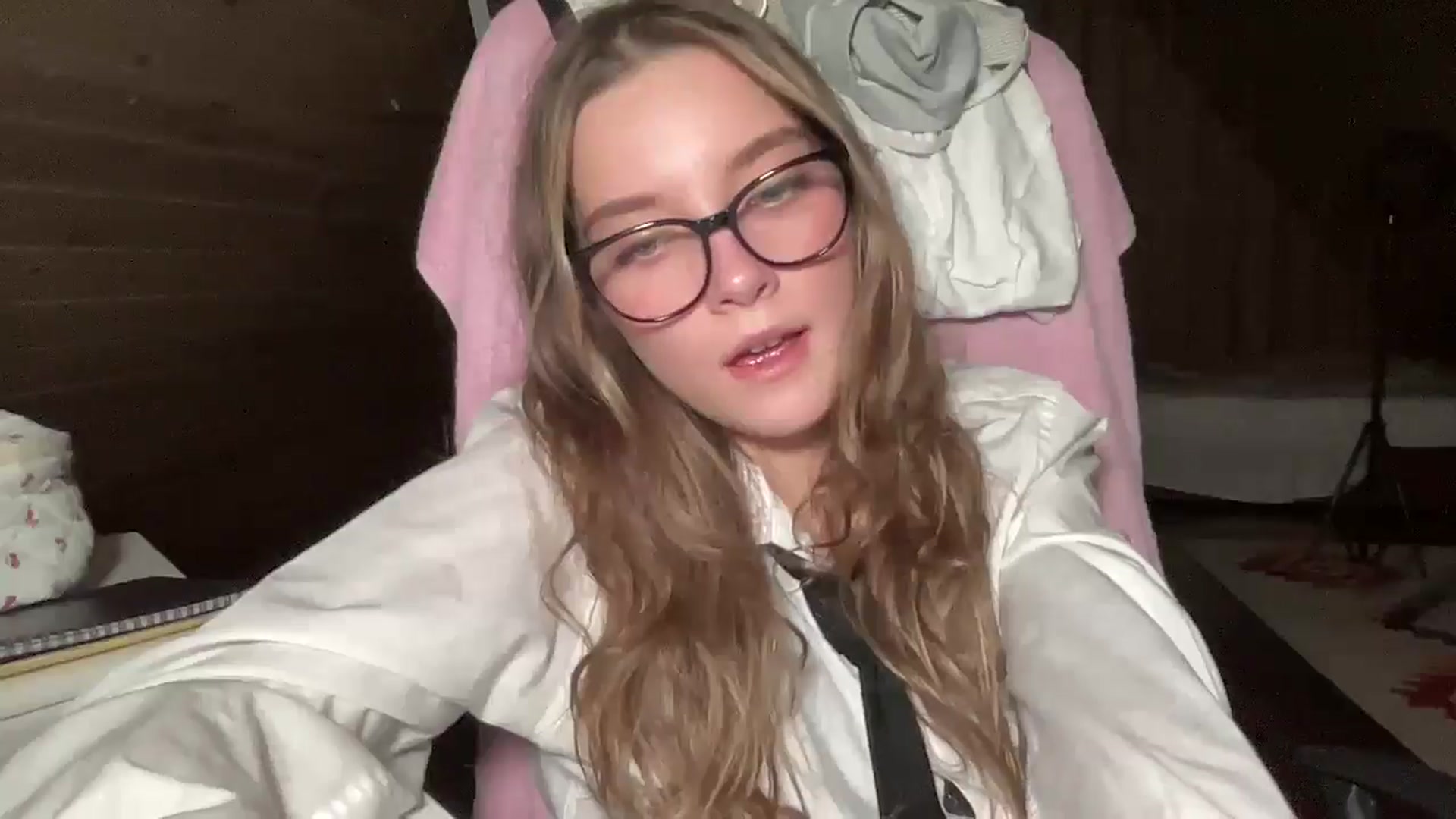 Shinie_ video thumbnail