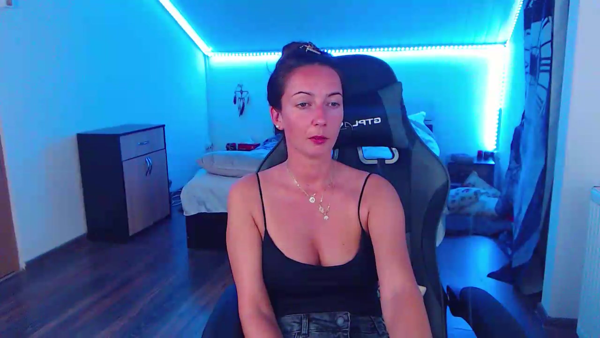 SlimCurly video thumbnail