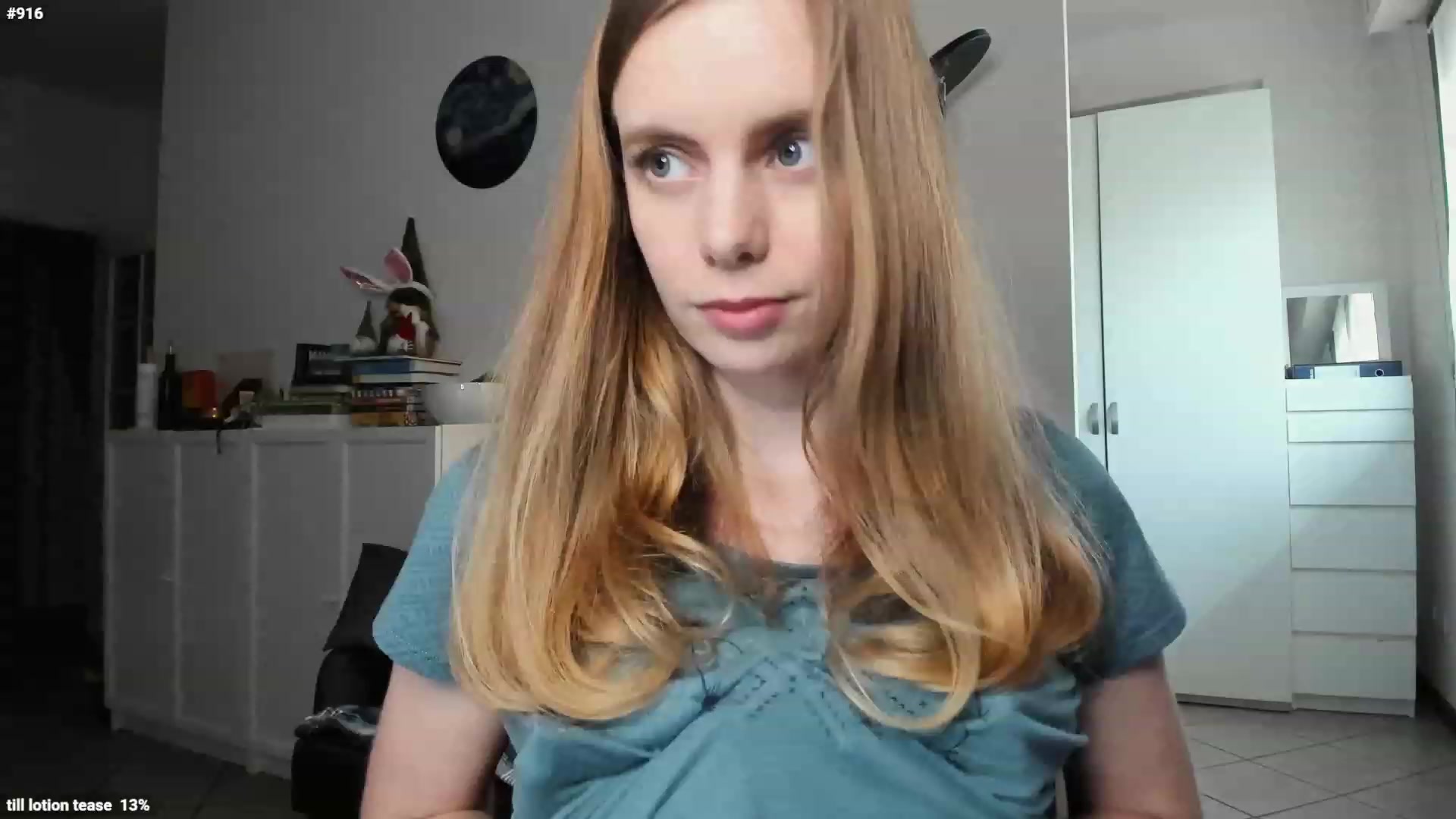 Personage video thumbnail