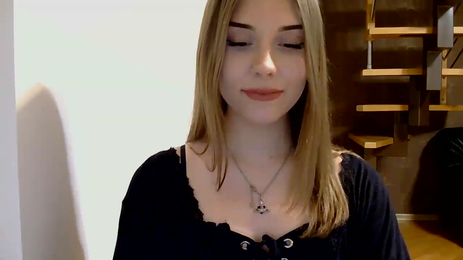 YanaMeoww video thumbnail