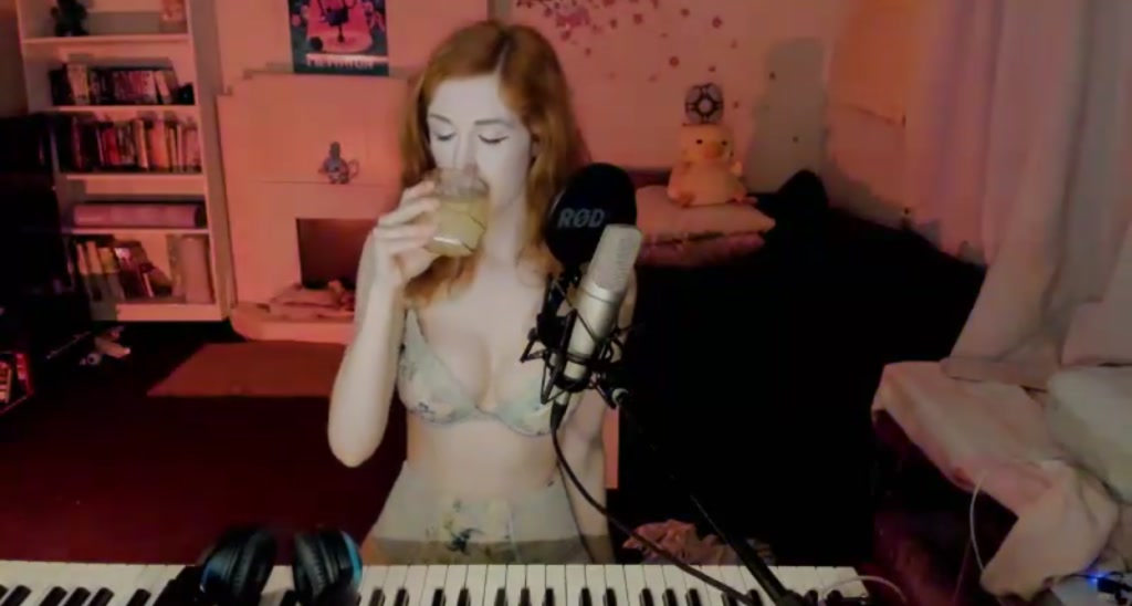 AliceBiscuit video thumbnail