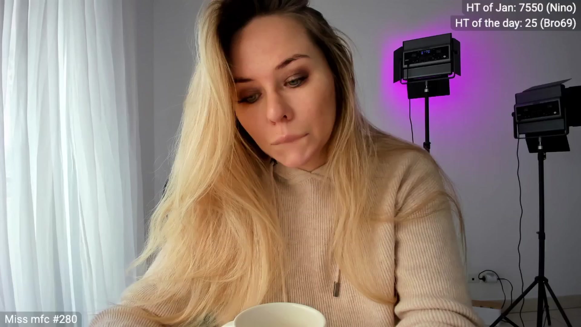 Linda_0nline video thumbnail