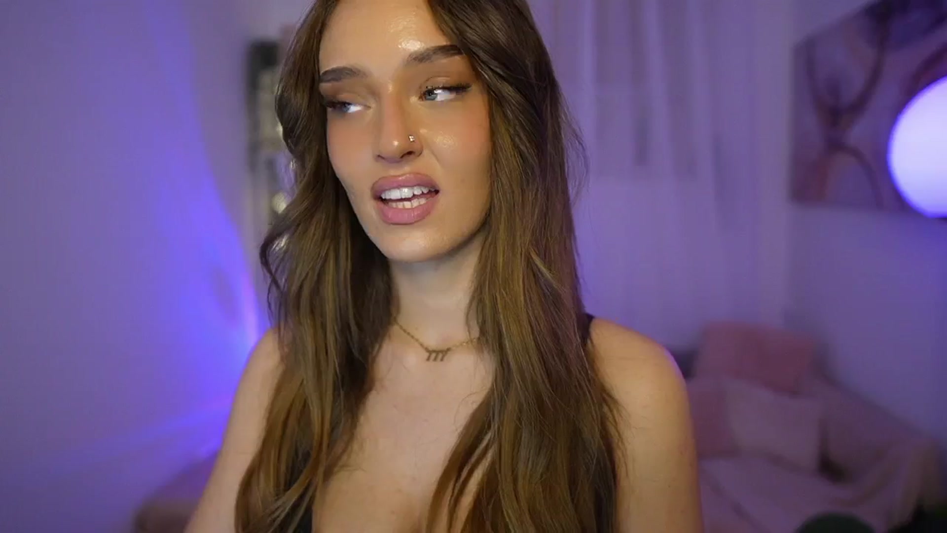 Clara_Mia video thumbnail