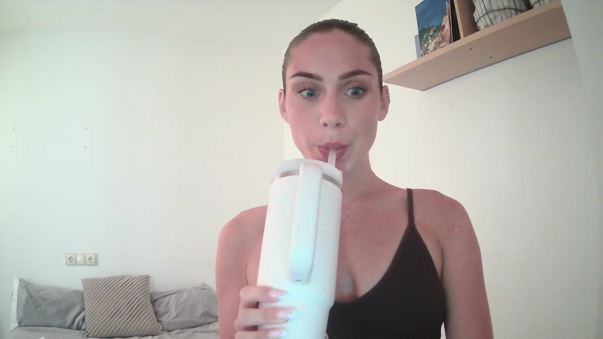 English_Lola video thumbnail