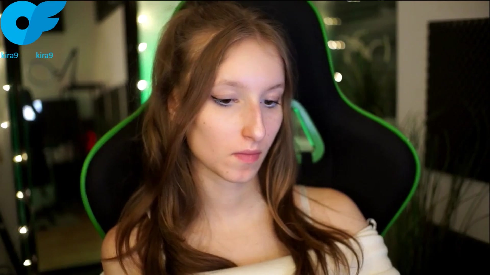 Kira9 video thumbnail