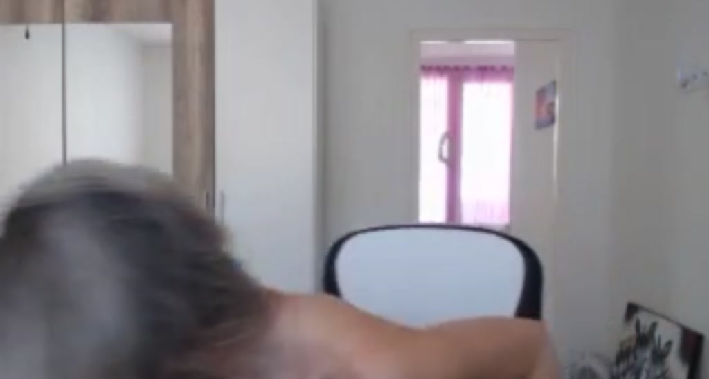 LauraSins video thumbnail