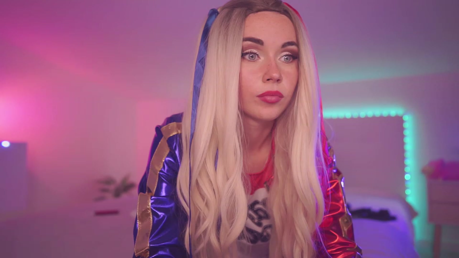 Sarah_Pink video thumbnail