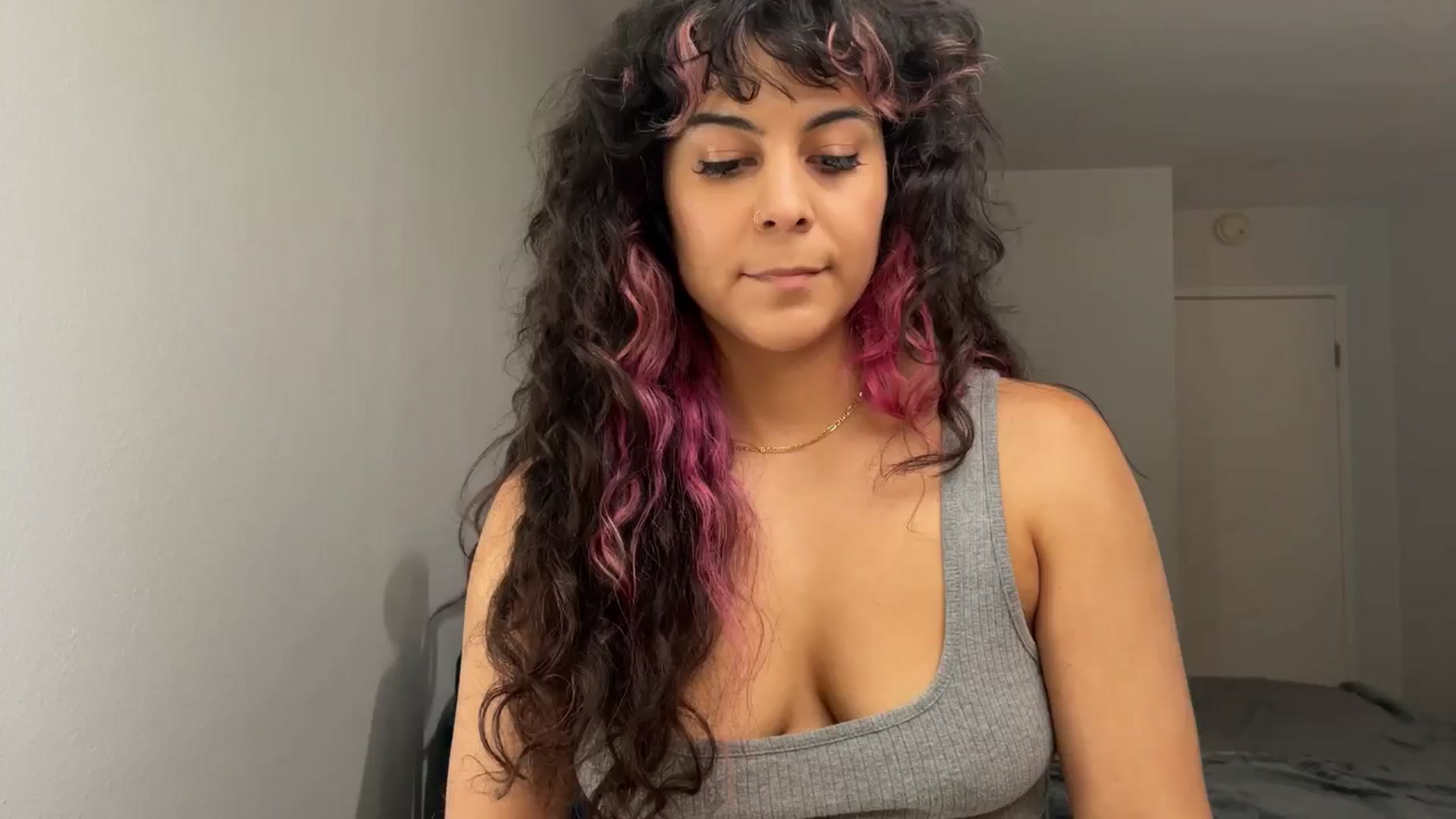 e_laine video thumbnail
