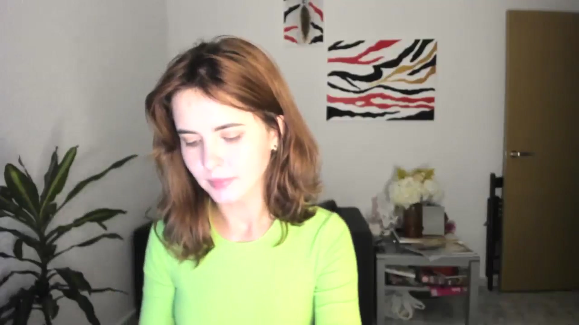 AhahaGirl video thumbnail