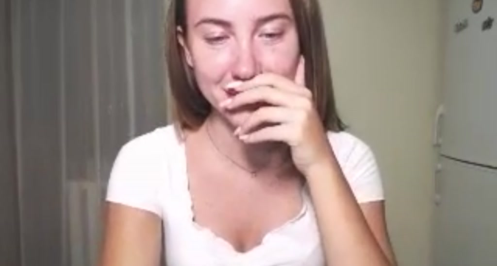 Ellie_18_ video thumbnail