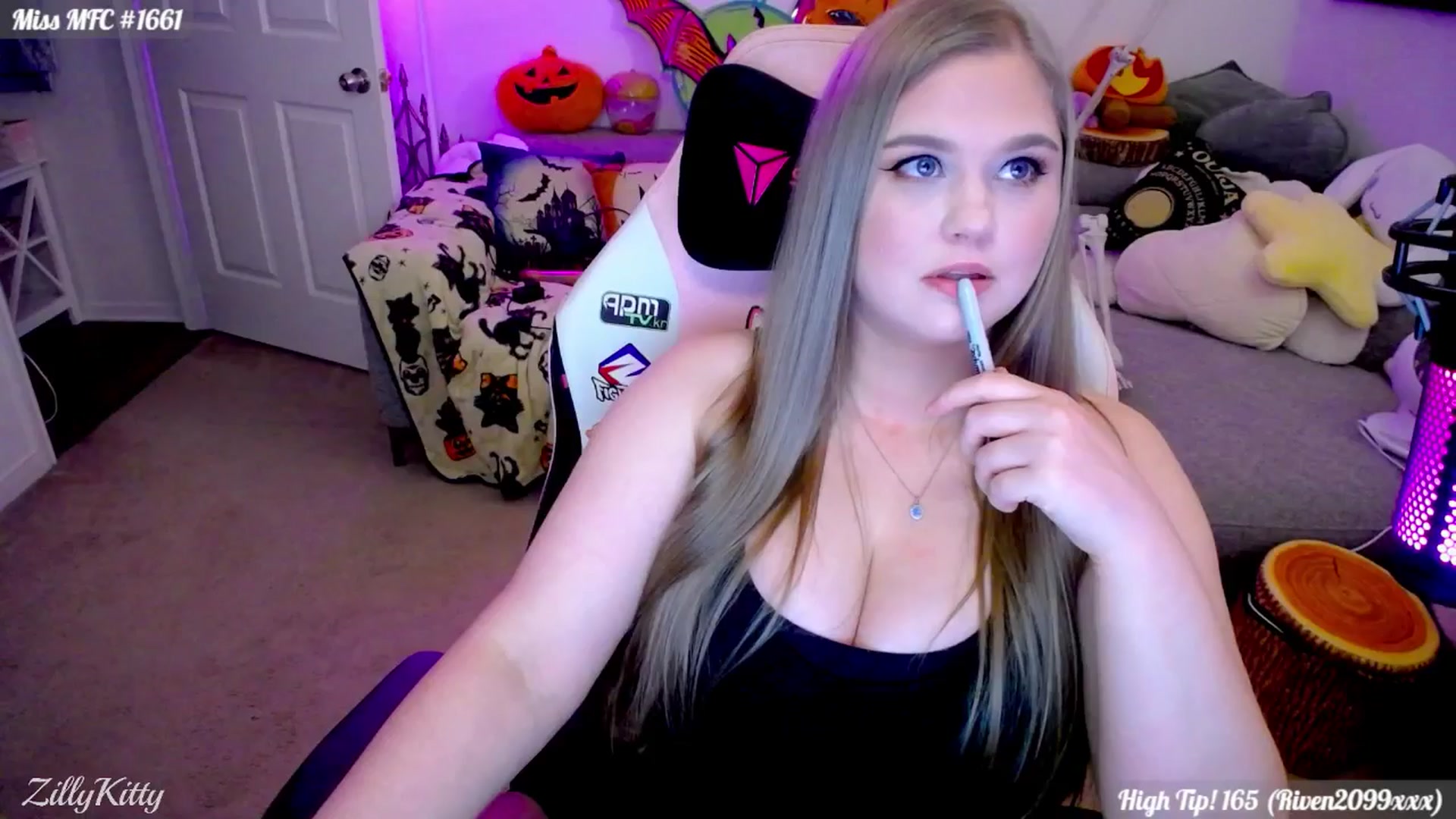 ZillyKitty video thumbnail