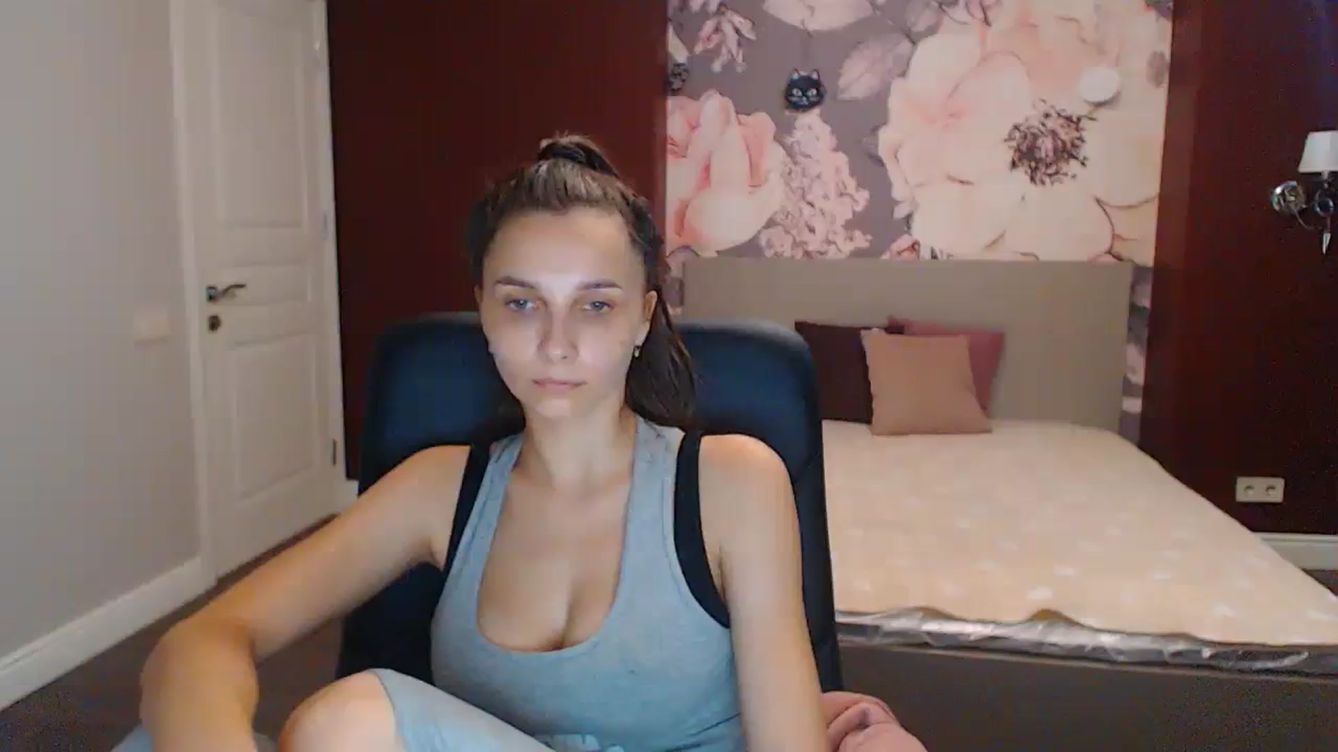 Karina_Mils video thumbnail