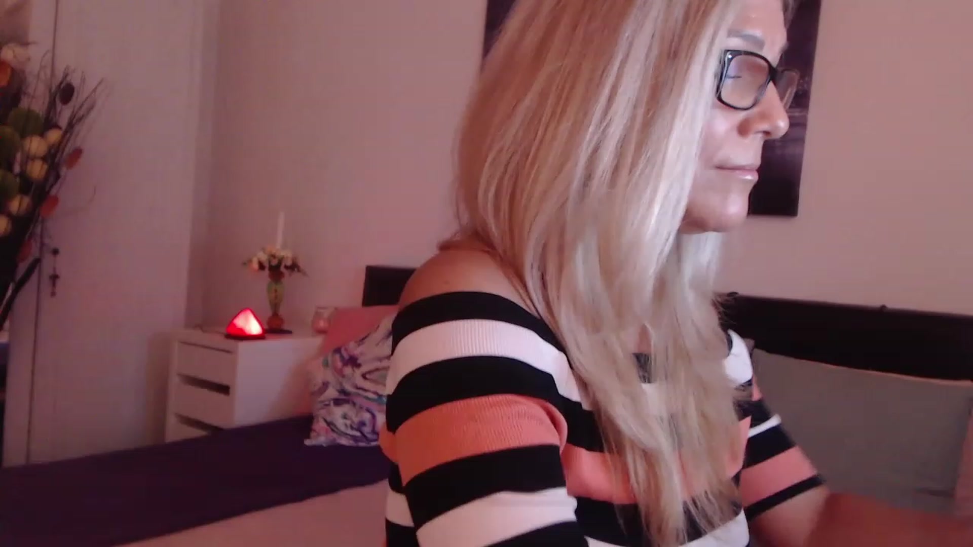 Reeya71 video thumbnail