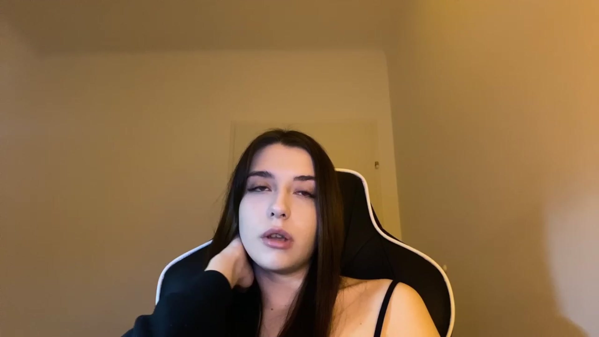 BellaCullen video thumbnail