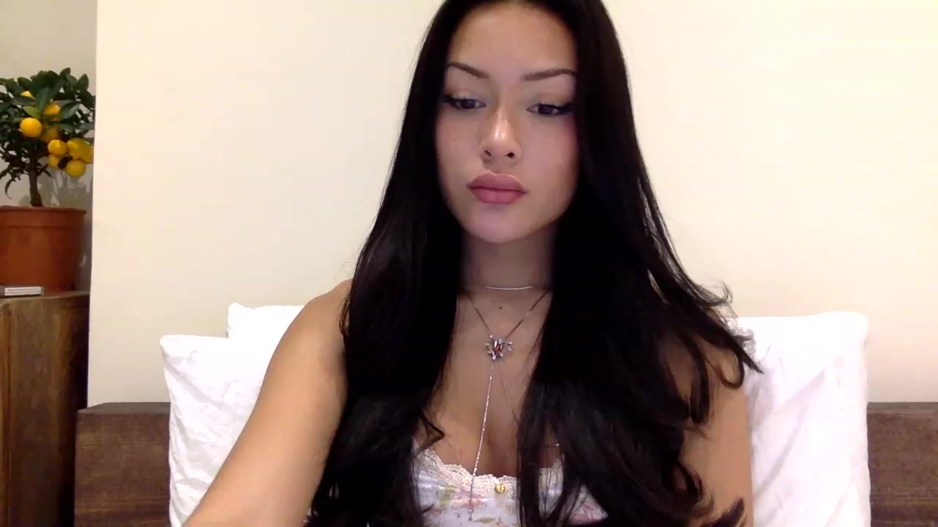 Miss_emiko video thumbnail