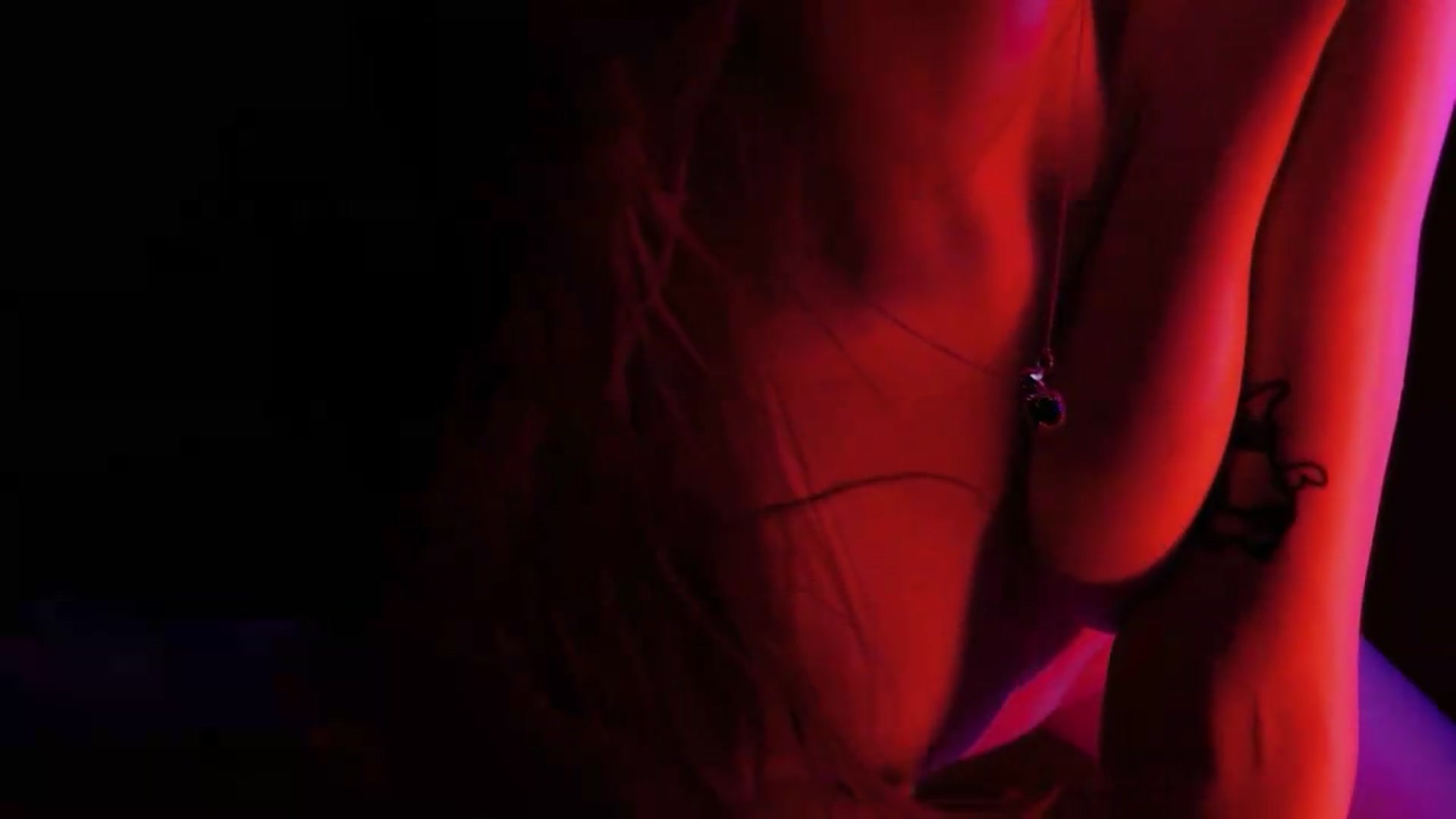 LovelyGin video thumbnail
