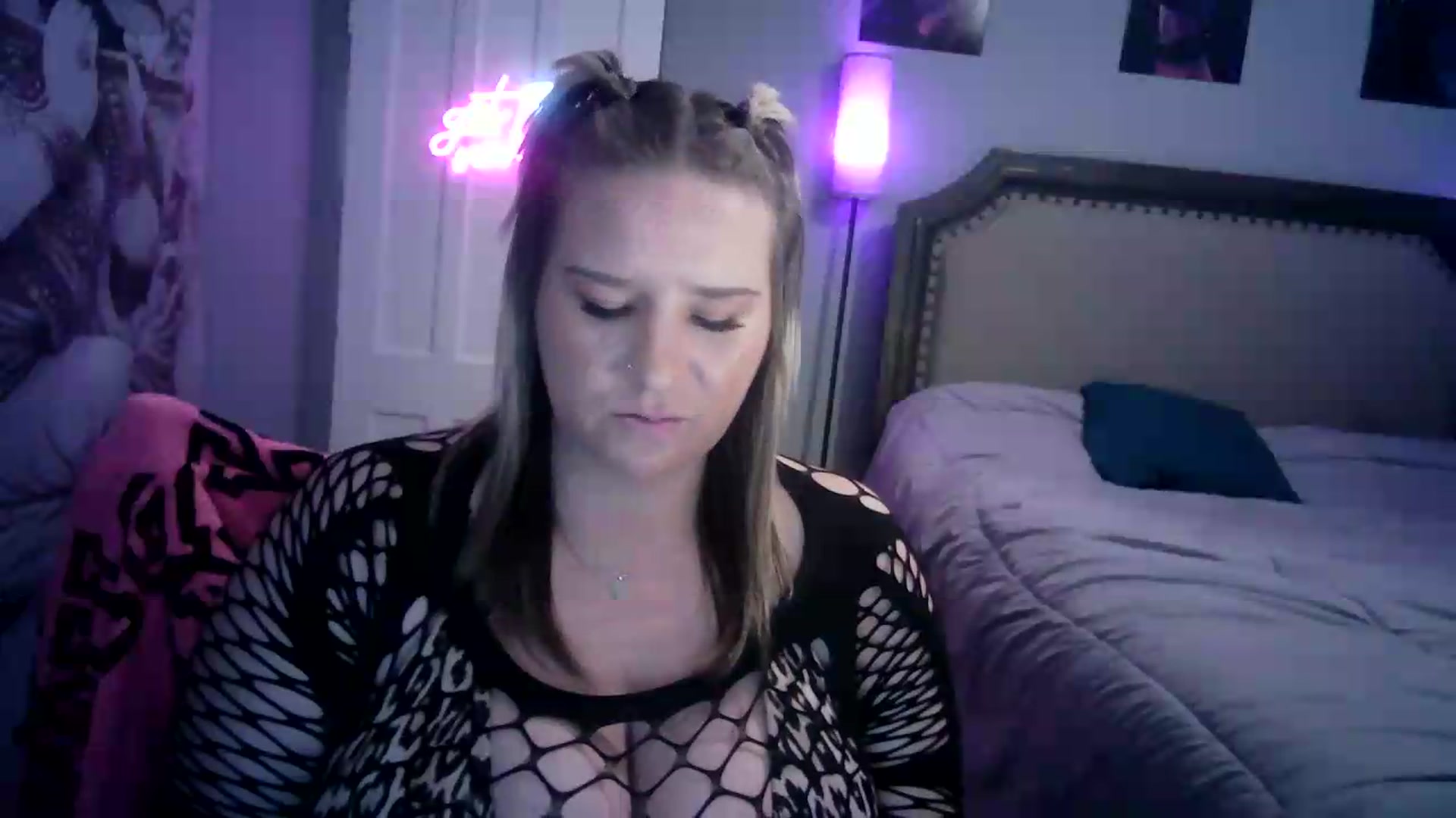LusciousLindz video thumbnail