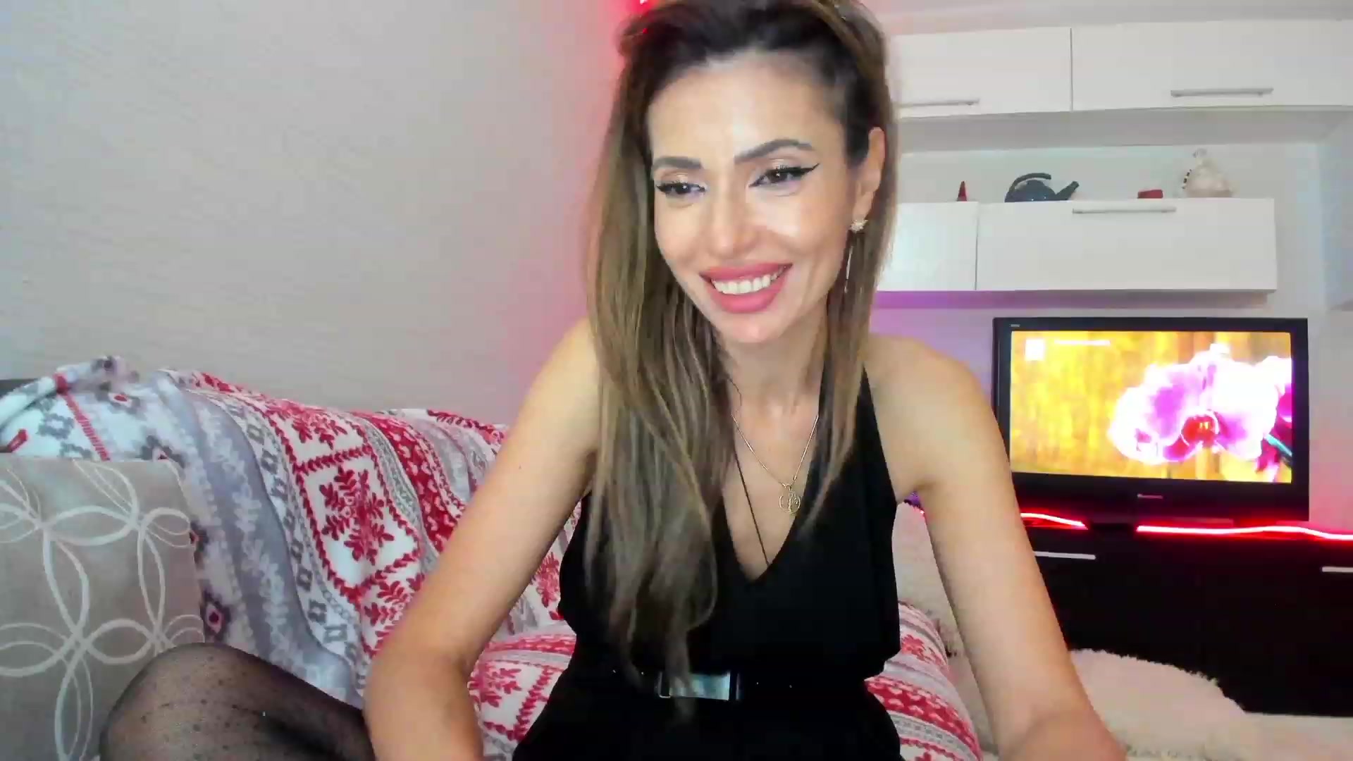 SmileyTinaa video thumbnail
