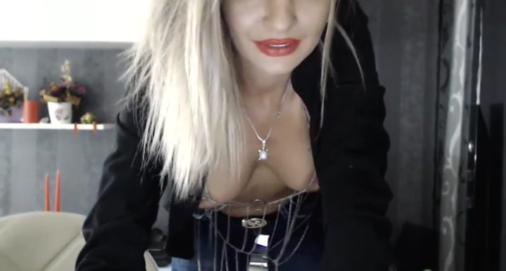 L_y_d video thumbnail