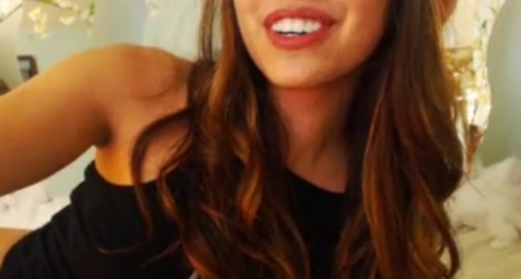 RobinMae video thumbnail