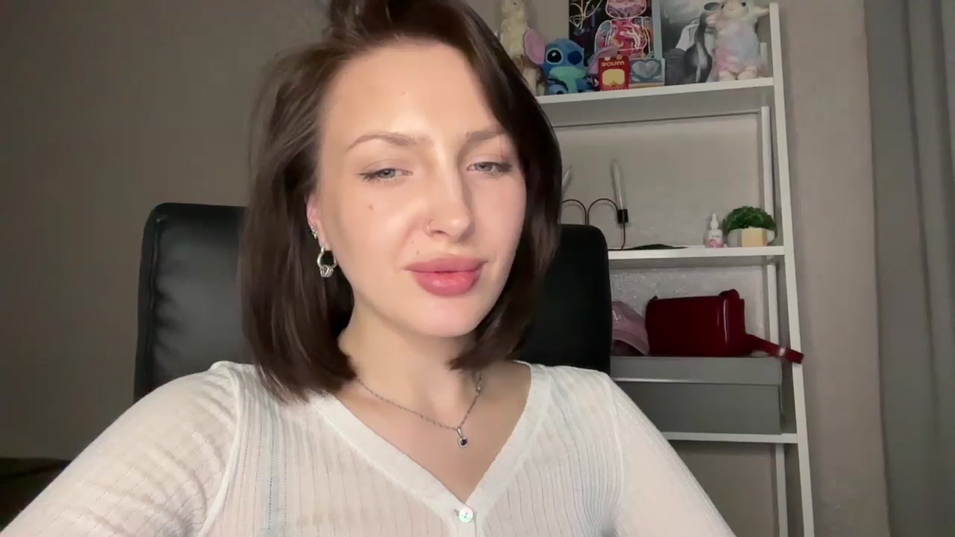 Di_Pearl video thumbnail
