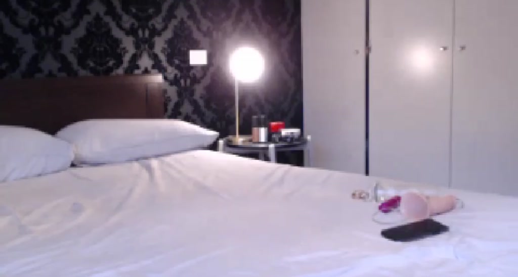 DaintyWilder video thumbnail