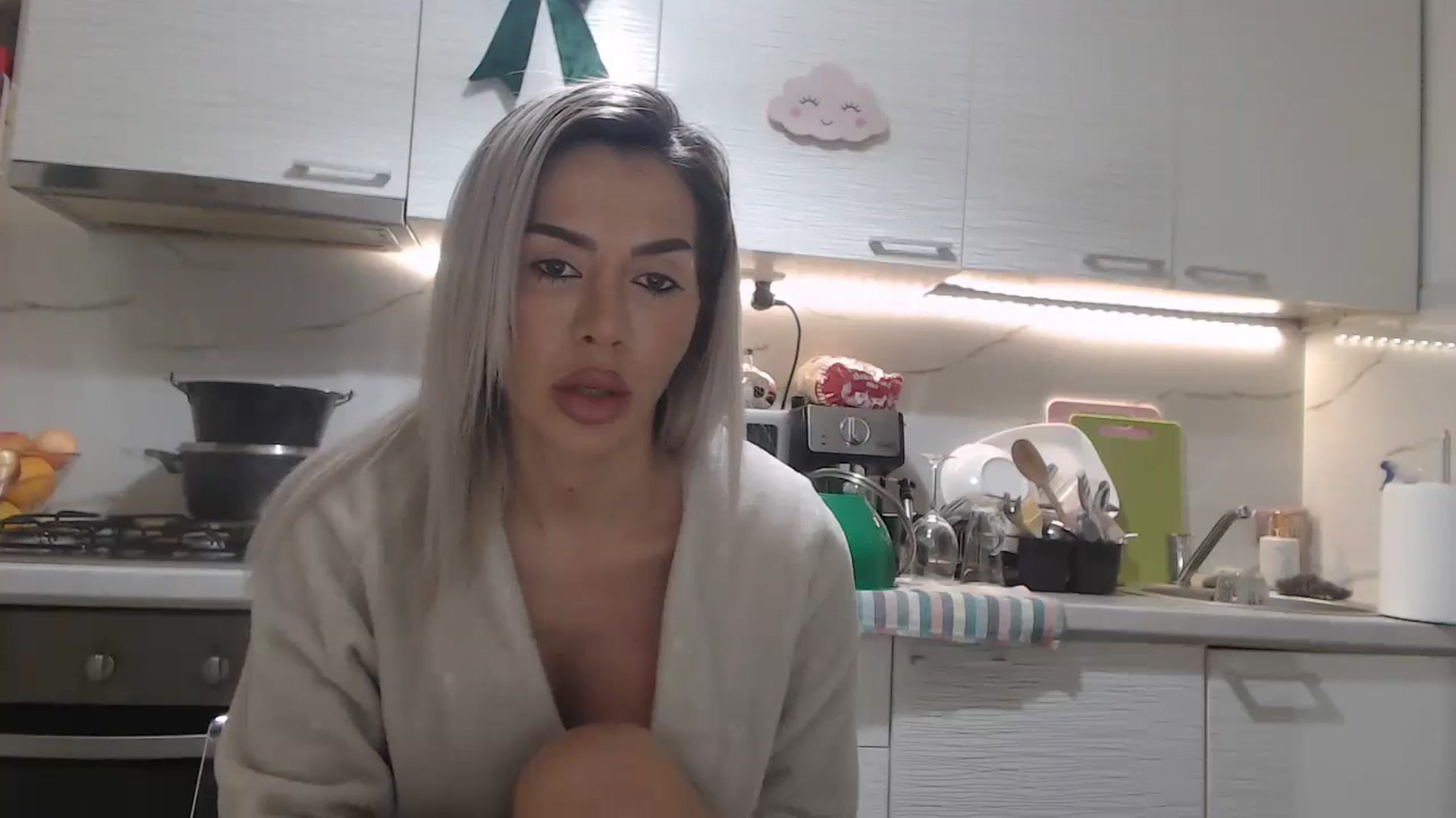 BlondeeFairy video thumbnail