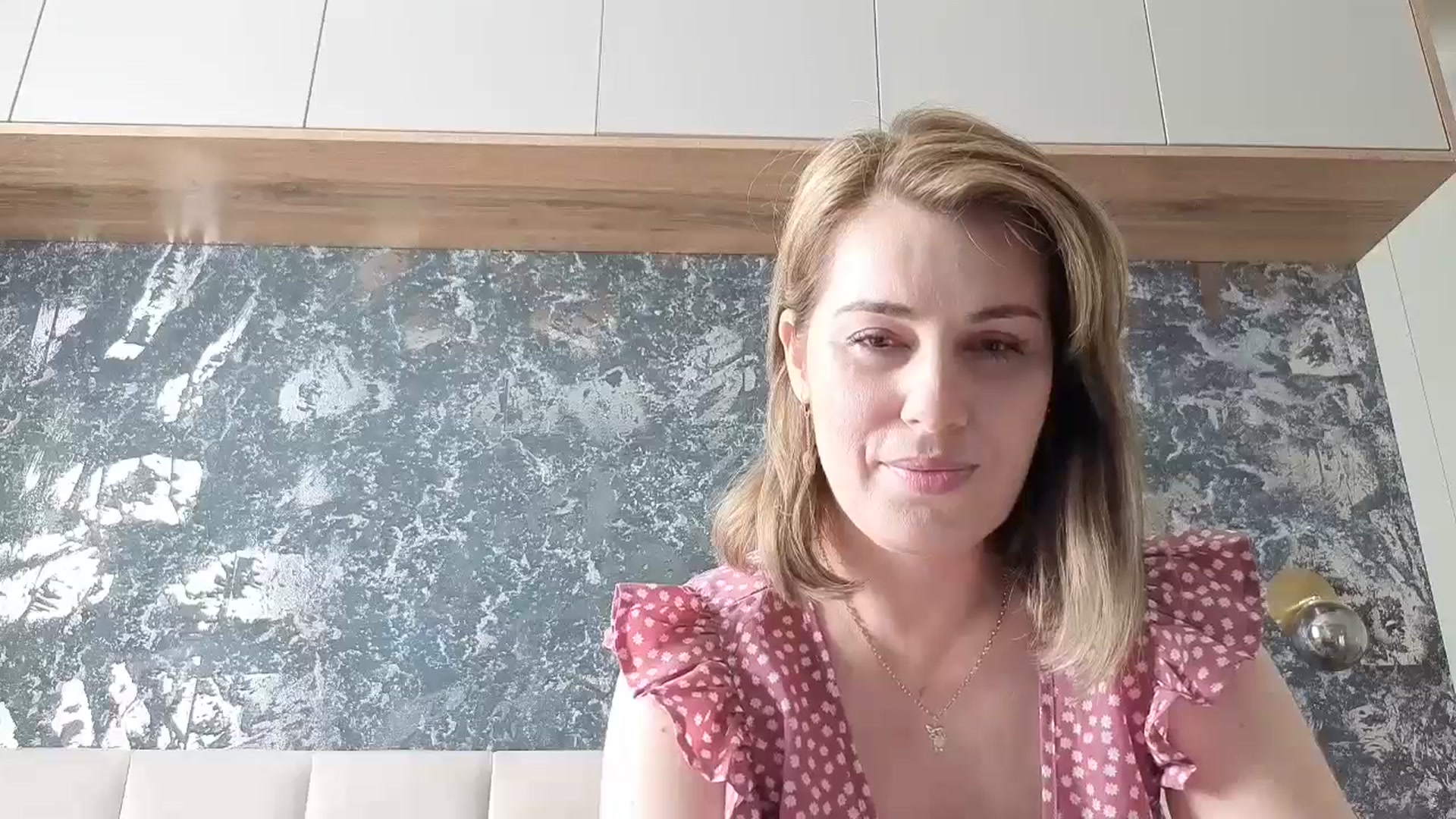 PrettyWomen31 video thumbnail